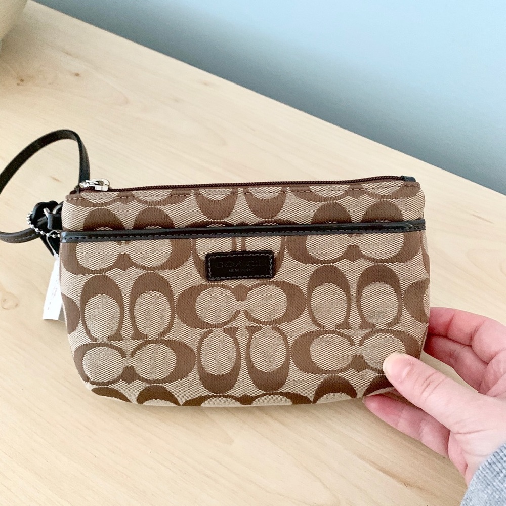NWT Coach Wristlet
